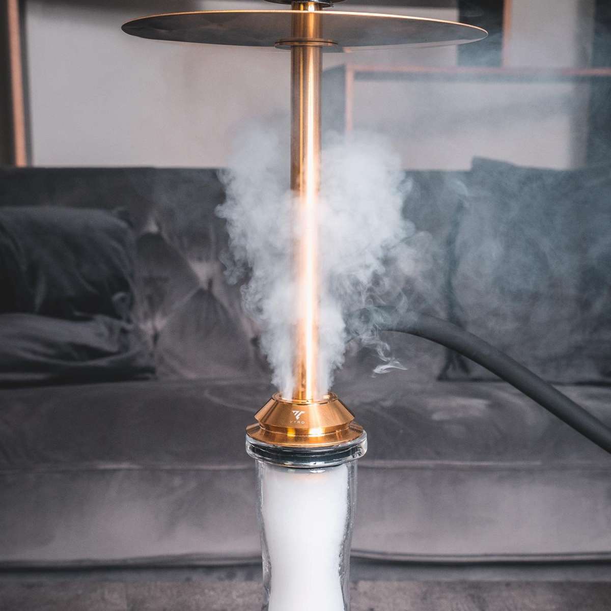 VYRO Versa - Gold White