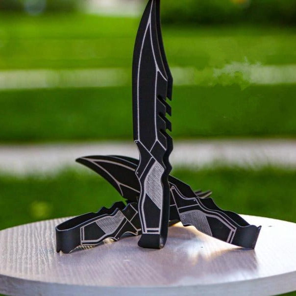 ملقط فحم أسود